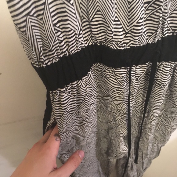 Material Girl | Jumpsuit / Romper - Picture 6 of 7